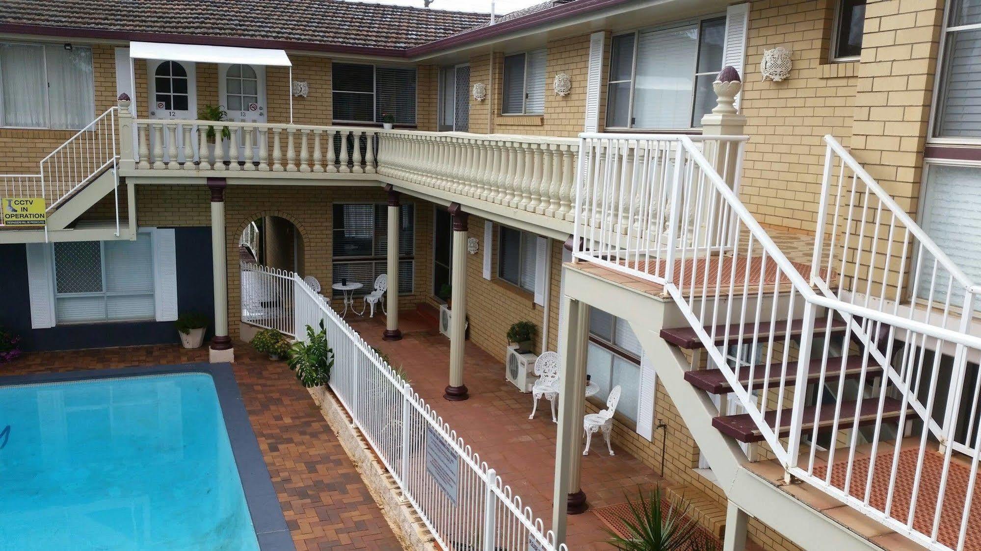 Clifford Park Motor Inn Toowoomba Exterior photo