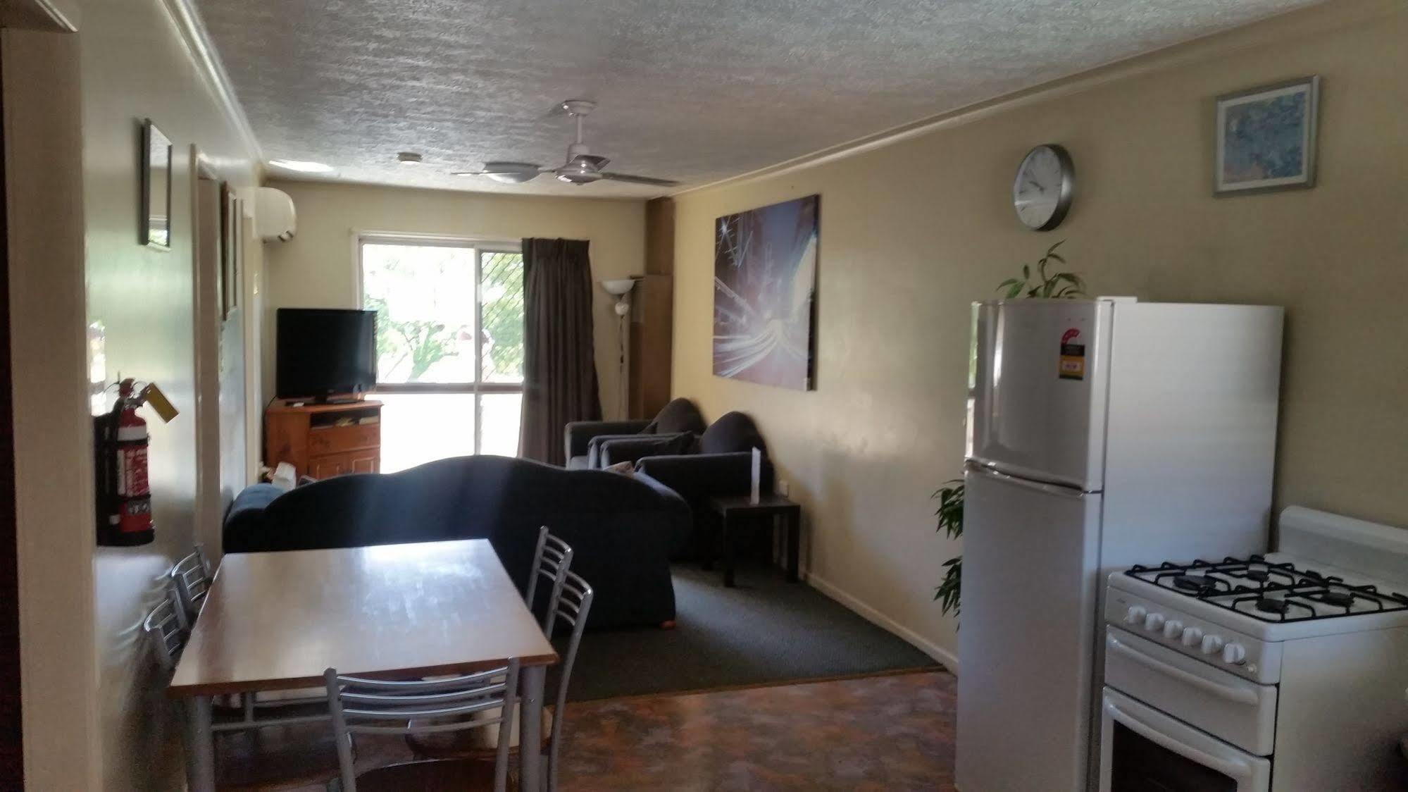 Clifford Park Motor Inn Toowoomba Exterior photo